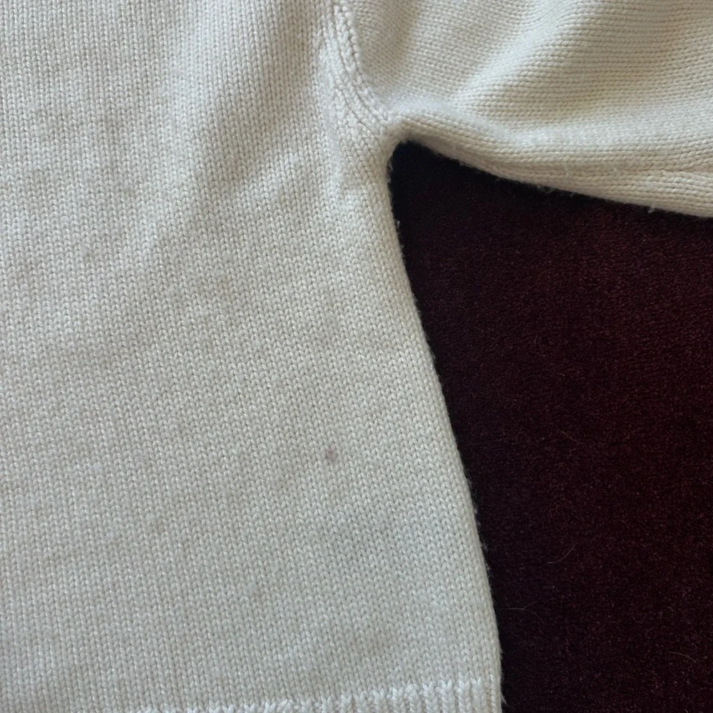 FINAL SALE! Rag & Bone Cream V-Neck Oversized Sweater - Picture 3 of 3
